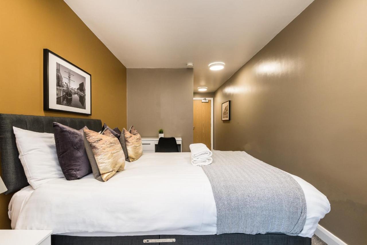 Host Apartments - Spacious 3 Bed Apartment With 3 Ensuites Liverpool Buitenkant foto