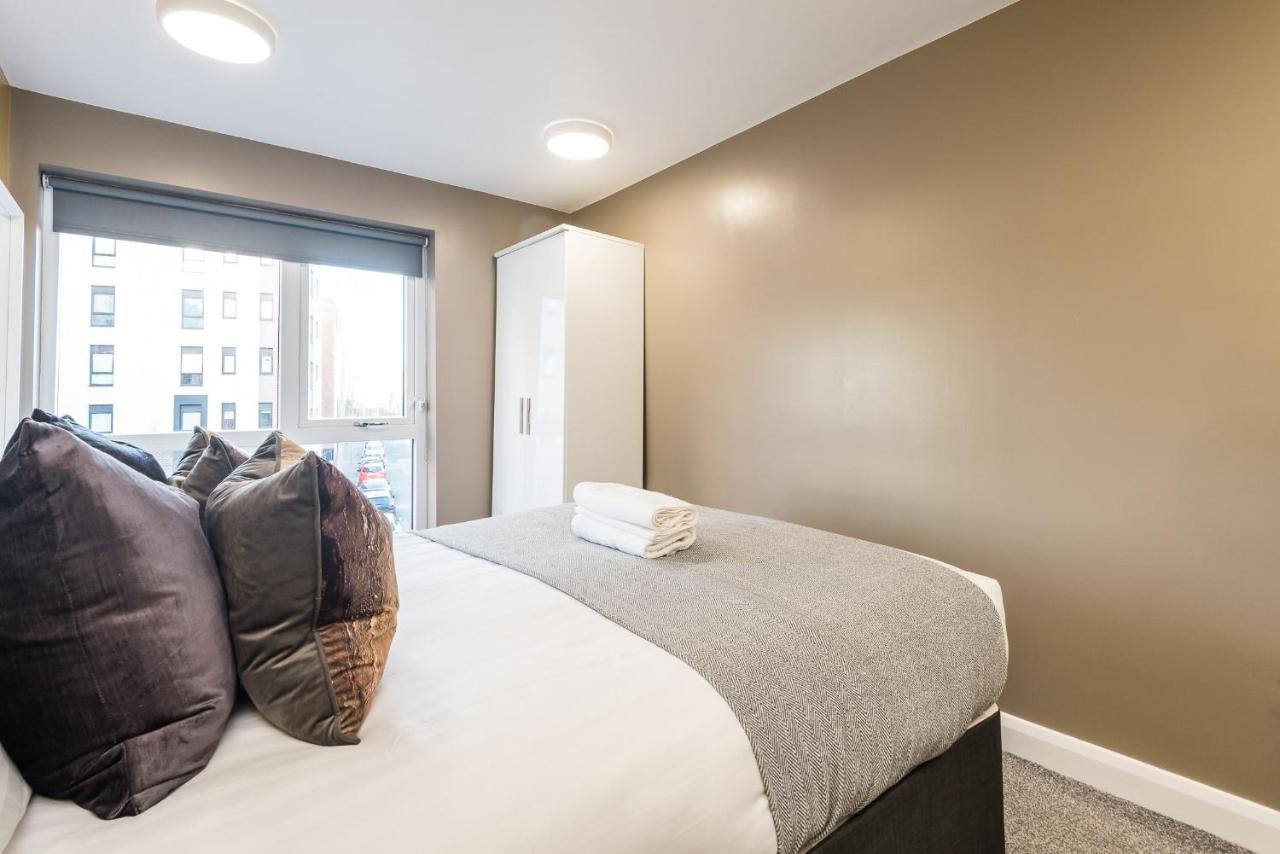 Host Apartments - Spacious 3 Bed Apartment With 3 Ensuites Liverpool Buitenkant foto